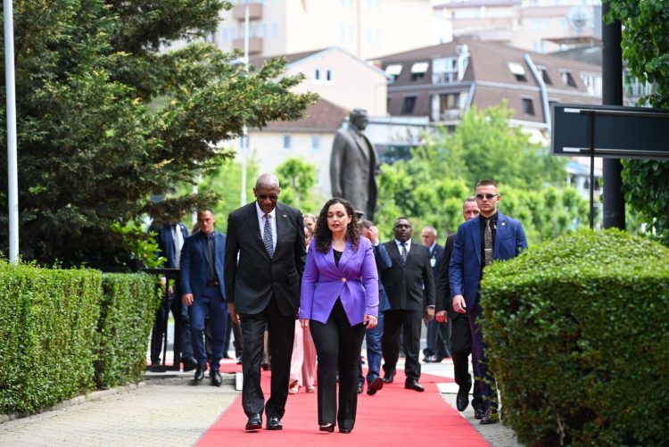 Williams: Kosova, model frymëzues për shtetet e vogla