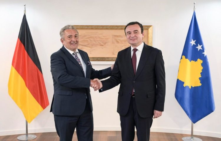 Kurti: Kosova po kthehet në një destinacion më tërheqës investimi