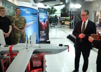 Britanikët do të furnizojë Ukrainën me 100,000 dronë – mediat britanike sjellin detajet