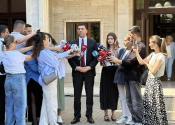 I pari i PDK-së kundër mbajtjes së zgjedhjeve të jashtëzakonshme nacionale në një datë me ato lokale