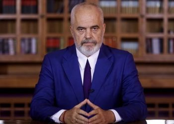 Rama uron besimtarët myslimanë për Kurban Bajramin