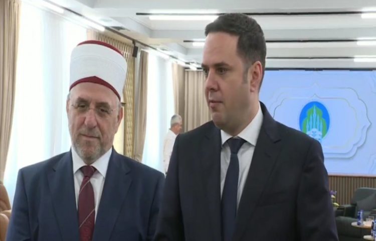 Abdixhiku: Kurban Bajrami, festë e sakrificës dhe devotshmërisë