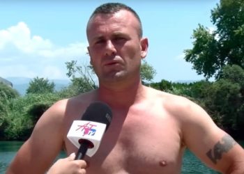 Shqiptari bëhet heroi i ditës në Greqi: Rrezikon jetën, shpëton 2 fëmijë nga mbytja
