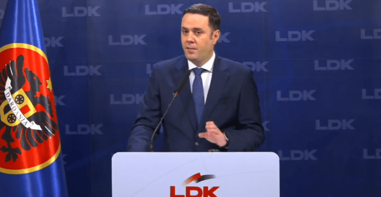 Abdixhiku shpalos 15 pikat e Qeverisë së Unitetit