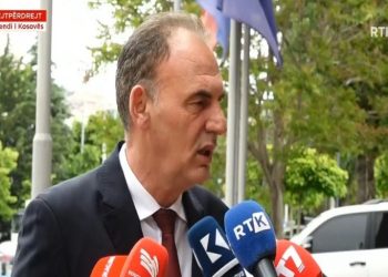 Limaj: Nuk i ka askush votat e Nismës pa marrëveshje politike