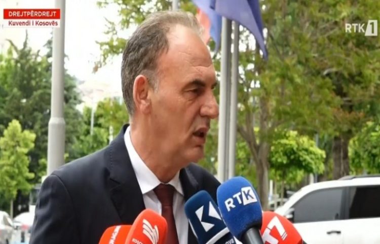 Limaj: Nuk i ka askush votat e Nismës pa marrëveshje politike