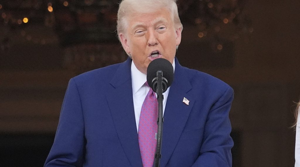 Trumpi, thirrje Iranit: Bëjeni marrëveshjen bërthamore para se të jetë vonë