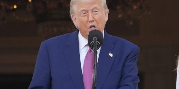 Trumpi, thirrje Iranit: Bëjeni marrëveshjen bërthamore para se të jetë vonë