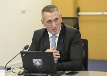 Rashiq reagon ndaj ndalimit të flamurit serb për Vidovdan
