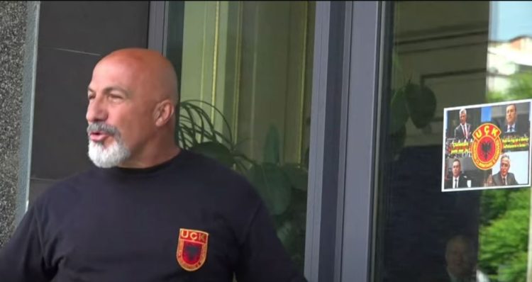 “Roja e Kohës” proteston sërish para Kuvendit të Kosovës