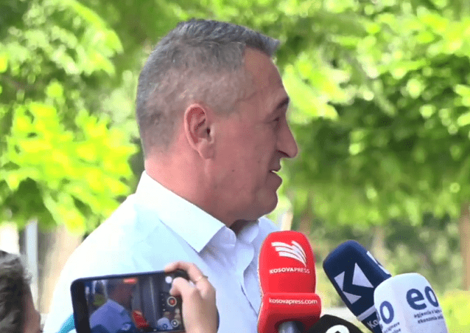 Seanca çdo 48 orë, Rashiqi thotë se ndjehet keq: Po vijmë pa bërë asgjë