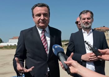 Kurti: Deputetët opozitarë janë nomadë, s’duan të kenë shtëpi