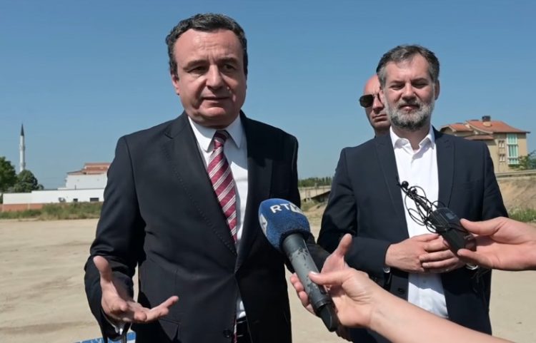 Kurti: Deputetët opozitarë janë nomadë, s’duan të kenë shtëpi