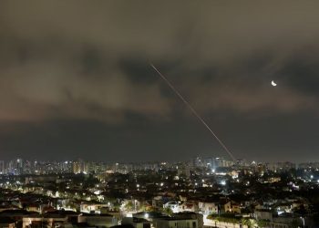 Forcat ajrore të Izraelit sulmojnë Iranin perëndimor
