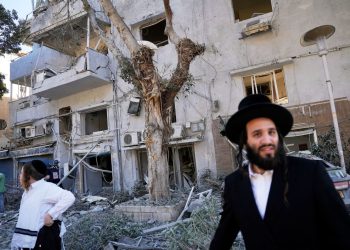 “Shkatërrim në shkallë të gjerë” pas sulmit me raketa në Izraelin qendror