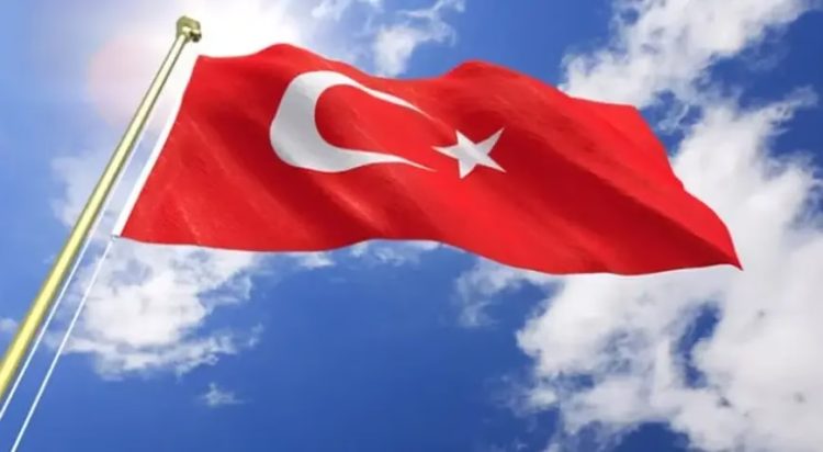 Turqia paralajmëron: Sulmet amerikane ndaj Iranit rrezikojnë përshkallëzim global