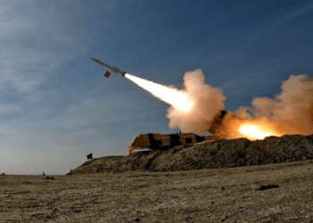 Irani atakon Izraelin me raketa, sulmi më i gjatë që nga fillimi i luftës