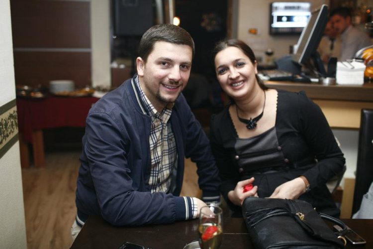 Meliza, gruja e Memli Krasniqit  u emërua u.d e Institutit Albanologjik – MASHTI thotë se do ta shqyrtojë vendimin