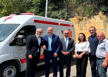 Vitia: Investime të reja në shëndetësi për Shtimen, dorëzohet autoambulanca
