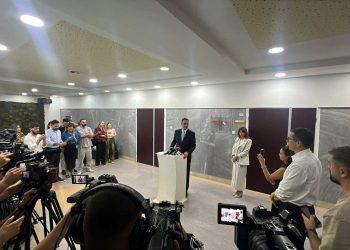 Konjufca për aktgjykimin e Kushtetueses: Gjykata paralajmëroi, nuk është një instruksion