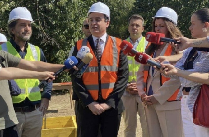 Pas vjeshtës gjej një punë tjetër”, Kurti e shpotit Ramën