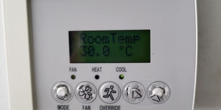 Pallati i Drejtësisë redukton orarin e punës shkaku i temperaturave të larta