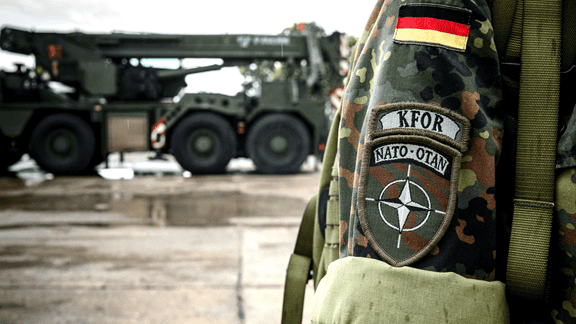 Ushtarët gjermanë do të qëndrojnë edhe një vit në Kosovë