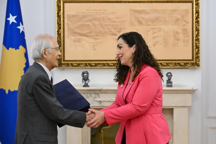 Presidentja Osmani pret në takim ish-kryetarin e Gjykatës Ndërkombëtare të Drejtësisë