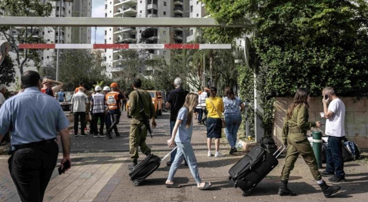 Irani u bën thirrje izraelitëve të “largohen nga Izraeli”