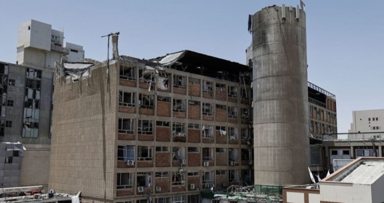 Ministri i Jashtëm paralajmëron popullin izraelit, Araghchi: Mos qëndroni pranë strukturave ushtarake apo të inteligjencës