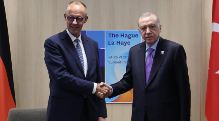 Kancelari gjerman falënderon presidentin Erdoğan për përpjekjet diplomatike mbi paqen Rusi-Ukrainë