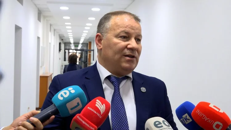 Hoxha: Kemi dorëzuar dëshmi që Spahiu s’është pjesë e PK-së nga viti 2022