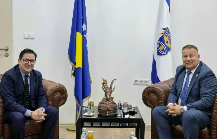 Drejtori i policisë takon shefin e UNDP-së, diskutojnë për mundësitë e bashkëpunimit