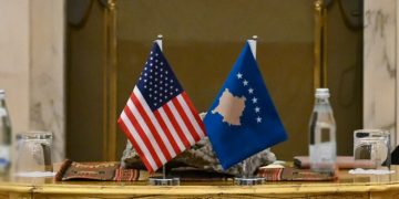 SHBA falënderon Kosovën: Jeni vendi i parë në Evropë që pranoni shtetas të dëbuar nga Amerika