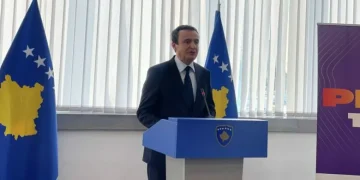 Kurti hap “Javën e Krenarisë” në Prishtinë: E mbështesim fuqishëm parimin që secili ka të drejtë të shfaqet ashtu siç është