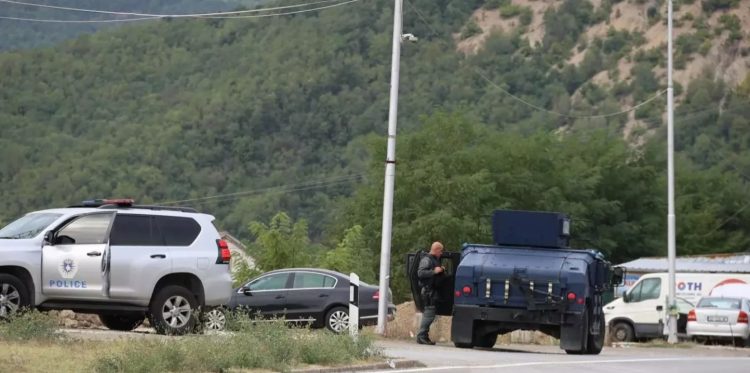 Policia e Kosovës ndalon 3 policë të Serbisë në pikat kufitare me Serbinë