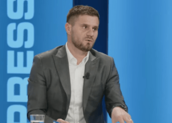 “Veç nëse e bajnë Nexhin kryeministër merr kahje serioze plani i LDK-së”, Parim Olluri ironizon me Abdixhikun
