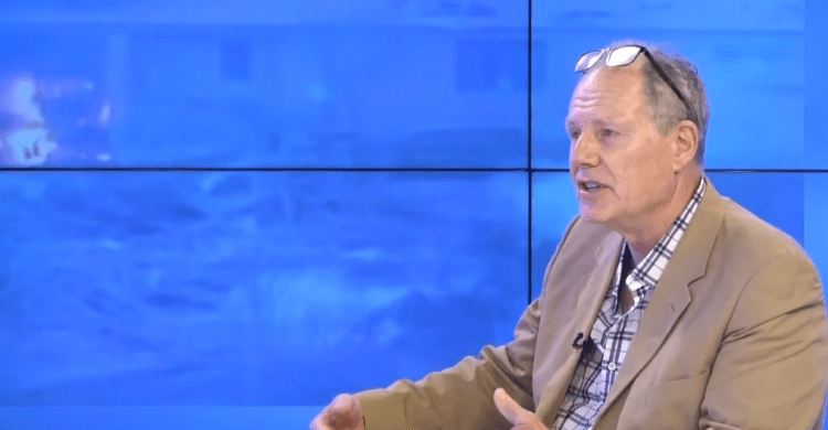 Gazetari britanik për su*lmin ndaj Jasharëve: Ngjarje si në Prekaz s’kam parë