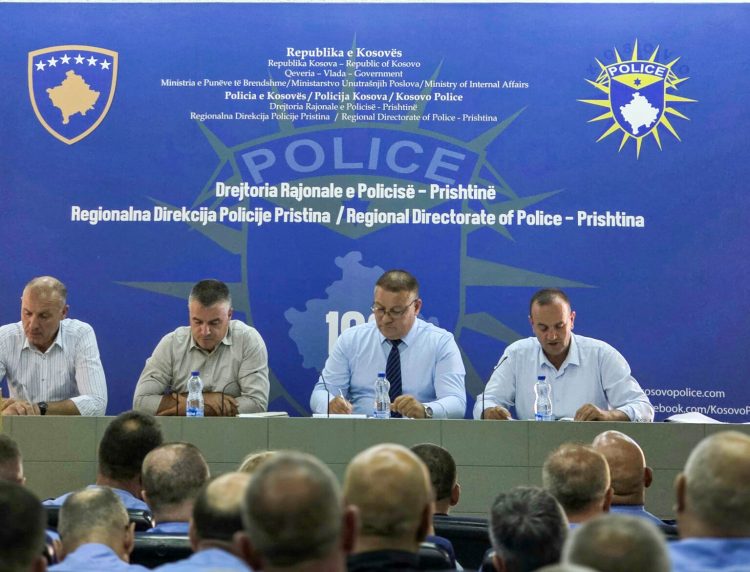 Drejtori i Përgjithshëm i PK-së takoi drejtorët rajonal dhe komandantët e stacioneve policore