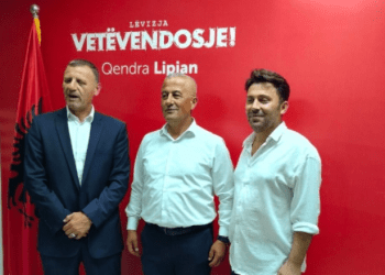 Një javë pasi u tërhoq nga AAK, Ilir Tasholli i bashkohet Vetëvendosjes