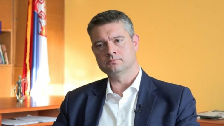 Mesazhet skandaloze të Igor Popoviqit me zyrtarët e BIA-s