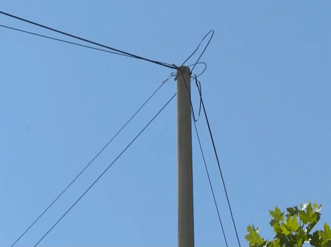 Shumë rrugë të lagjeve Sofali, Tokbahçe, Velani ende pa ndriçim publik