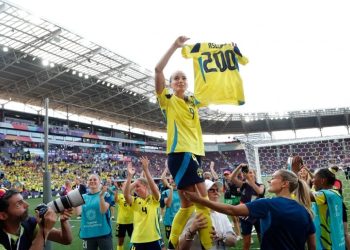 Kosovare Asllani me 200 ndeshje ndërkombëtare