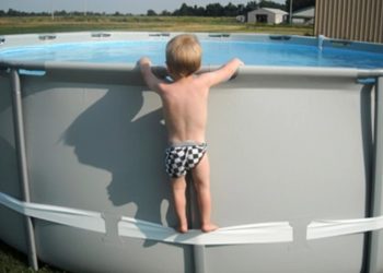 5.2 milionë pishina tërhiqen nga tregu pas 9 vd*ekjeve në SHBA dhe Kanadë