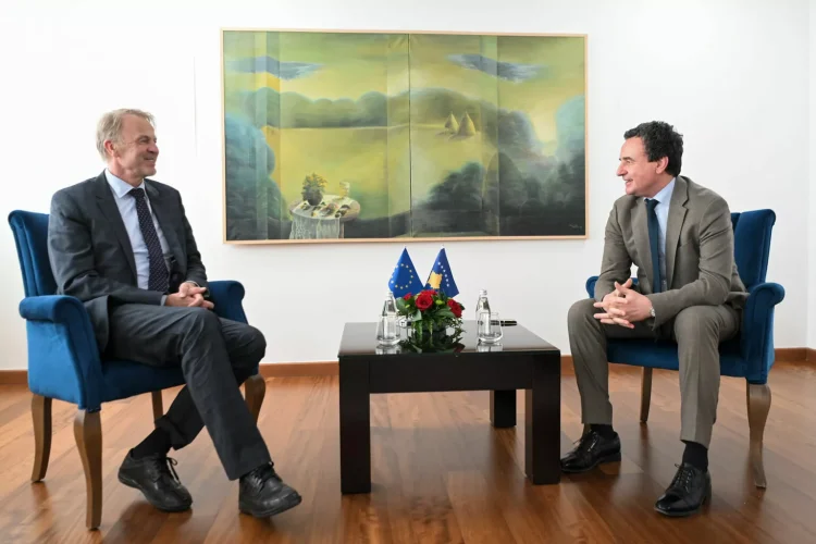 Kurti dhe Orav flasin për rrugën drejt anëtarësimit në BE