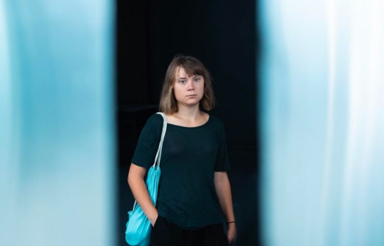 Thunberg në Reporting House, mëson historinë e protestave në vitet e `90-ta