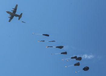 Ga*za: Vazhdon dërgimi i ndihmave nga ajri