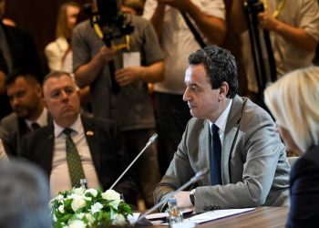 Kurti në Shkup: BE-ja të garantojë qasje të barabartë për Kosovën e rajonin