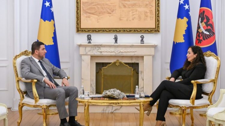 Përfundon takimi i presidentes me kreun e PDK-së
