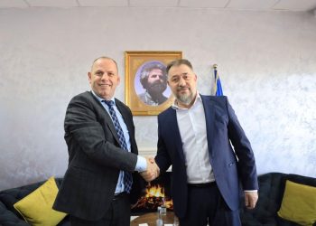 Lushtaku me gjuhë të ashpër ndaj Lladrovcit: S’merrem me njerëz që kanë probleme psikike, le të shkojë të kontrollohet